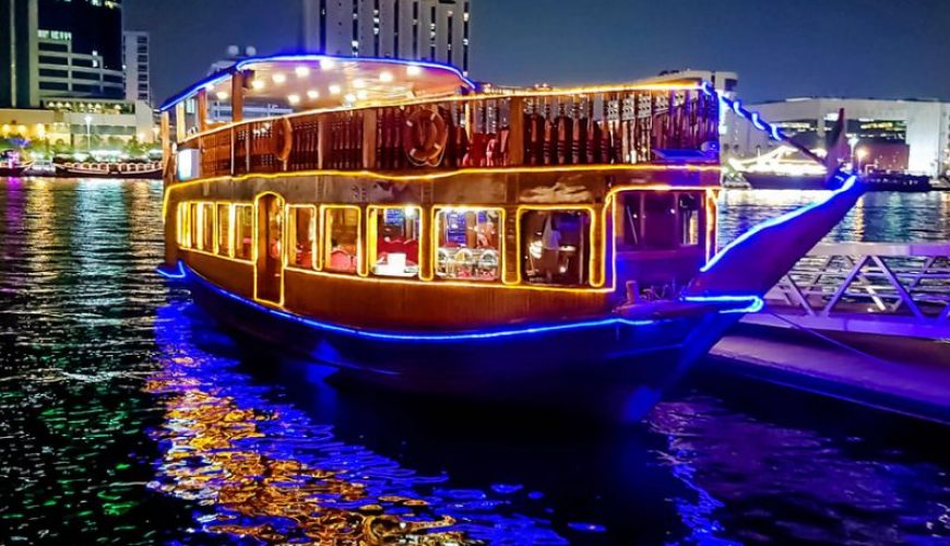 dubai-dhow-cruise-creek-background